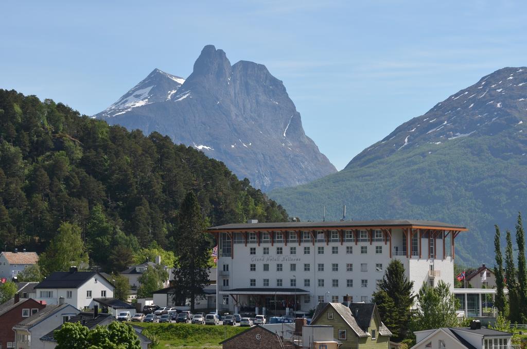 Grand Hotel - By Classic Norway Hotels Åndalsnes Εξωτερικό φωτογραφία