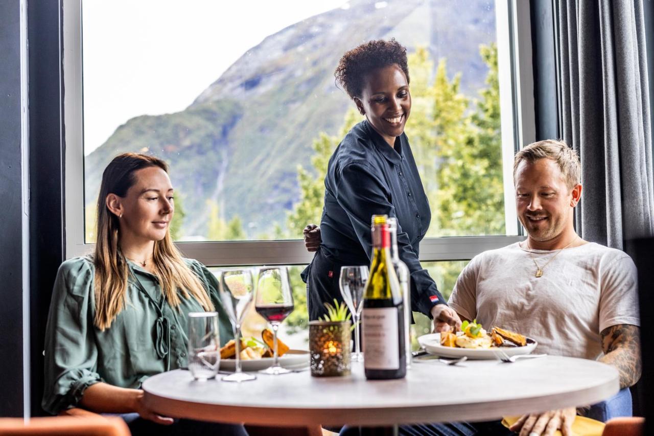 Grand Hotel - By Classic Norway Hotels Åndalsnes Εξωτερικό φωτογραφία